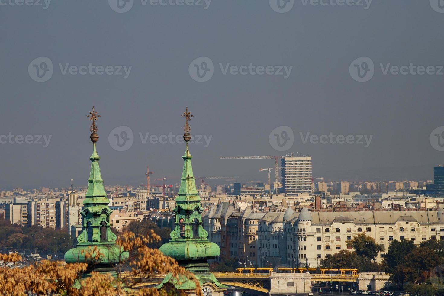 saint istvan kyrktak i den historiska gamla staden budapest ungarn foto