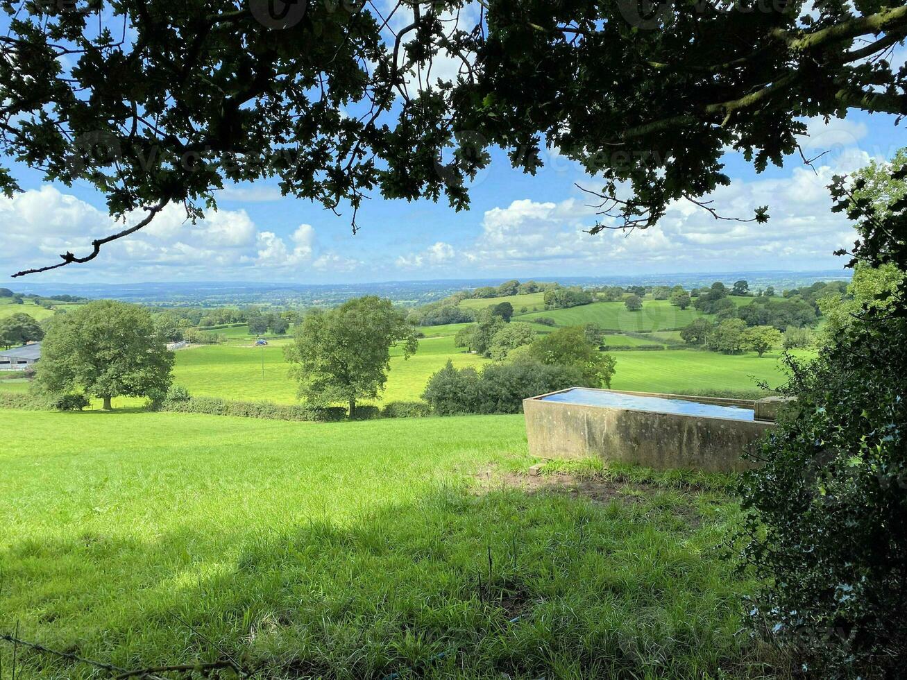 utsikt över Cheshires landsbygd vid Peckforton Hills foto