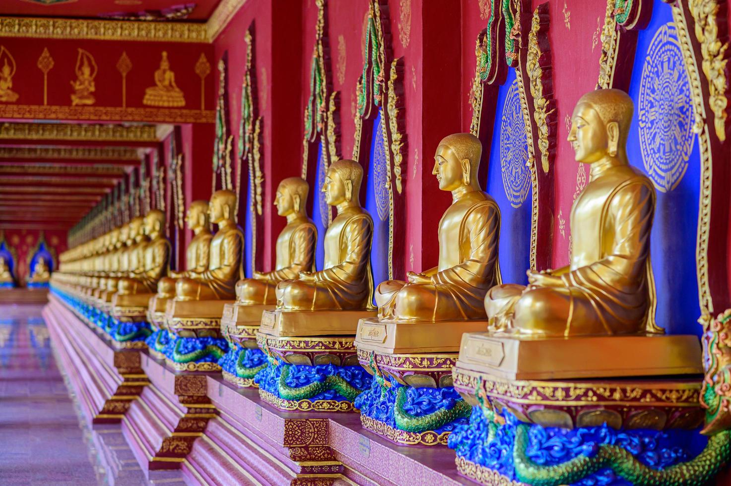 krabiprovinsen, Thailand, 19 maj 2019 - buddha wat mahathat wachiramongkol wat bang thong foto