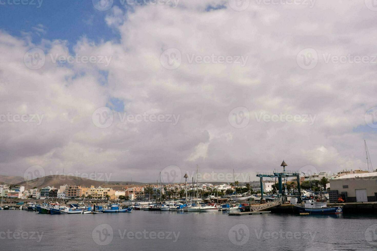 de marina i de hamn av tenerife foto