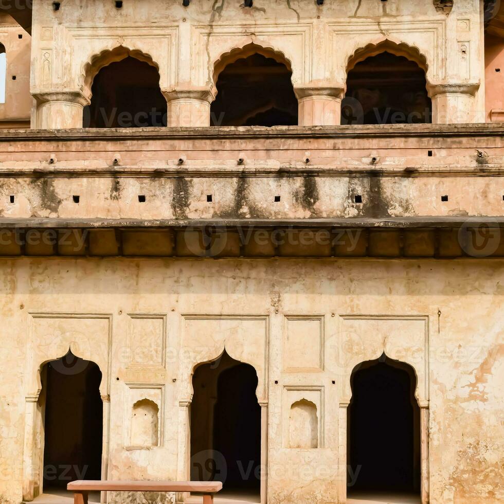 skön se av orchha palats fort, raja mahal och chaturbhuj tempel från jahangir mahal, orchha, madhya Pradesh, jahangir mahal orchha fort i orchha, madhya Pradesh, indisk arkeologisk webbplatser foto