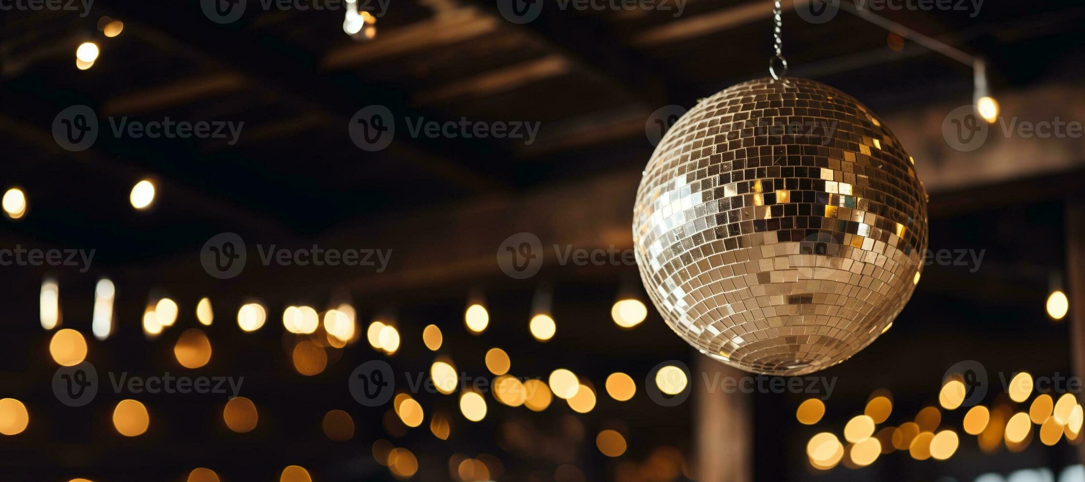 ai genererad generativ ai, disko skinande boll, fest reflekterande färgrik lampor för musik utsända, natt klubbar, musikalisk banderoller foto