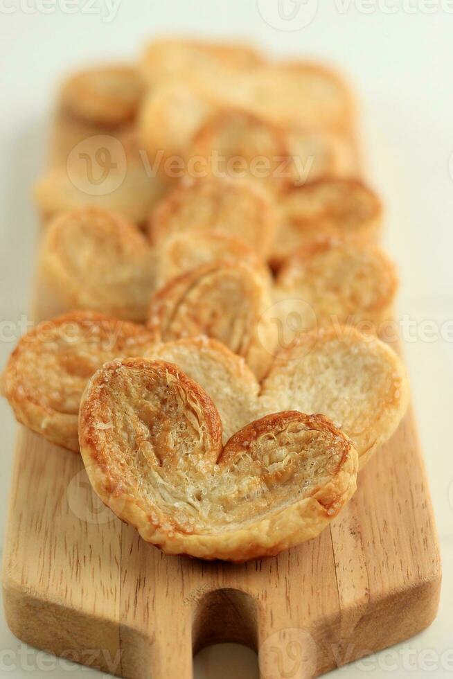 palmier eller oreja Smör småkakor tillverkad från bakverk foto