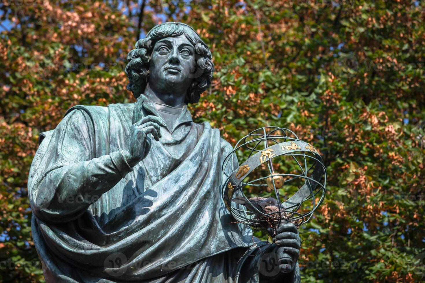 nicolaus copernicus staty i att springa, polen foto