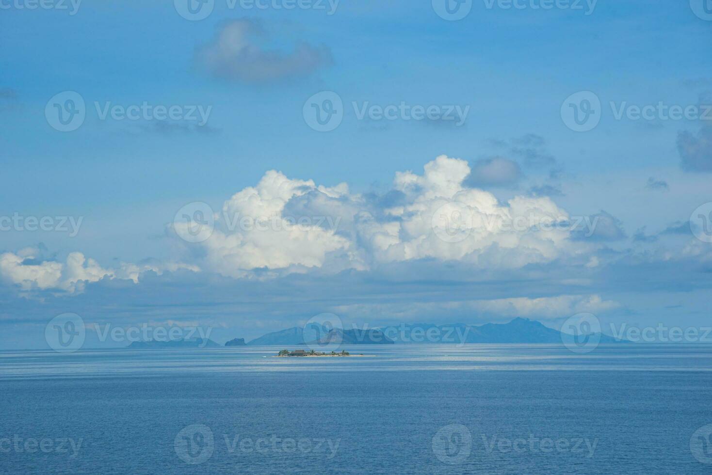 se till de hav och ö fiji, en Land i de söder Stilla havet, dramatisk himmel och moln foto