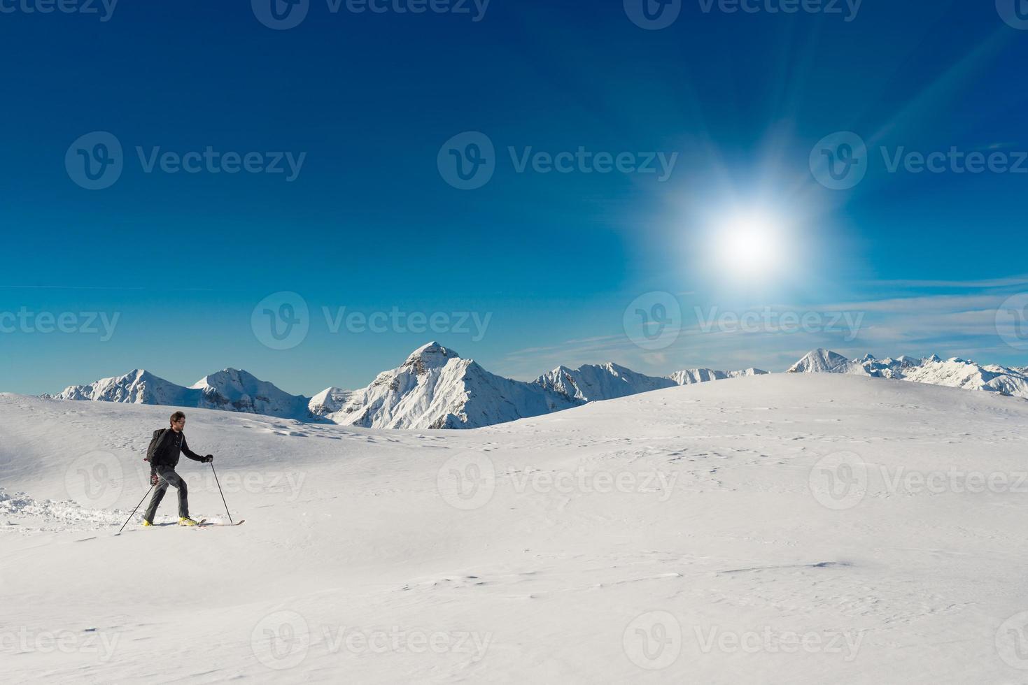 klättra på skidalpinism foto