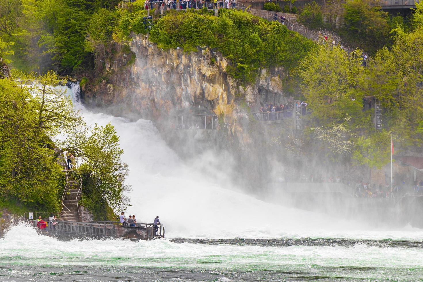 rhinen faller i neuhausen am rheinfall, schweiz foto