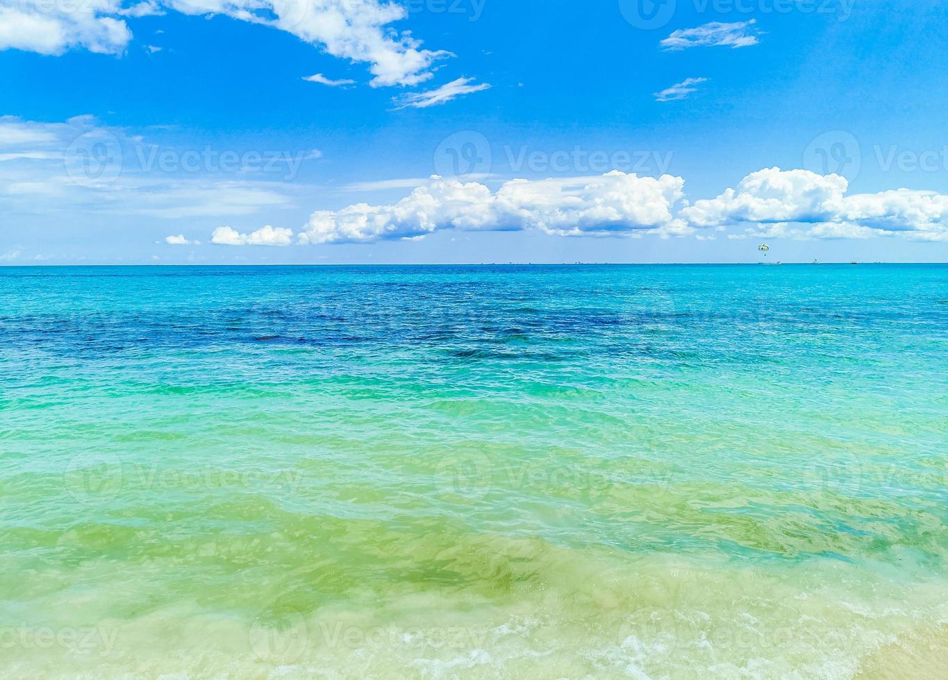 tropisk strand 88 punta esmeralda vid playa del carmen, mexico foto