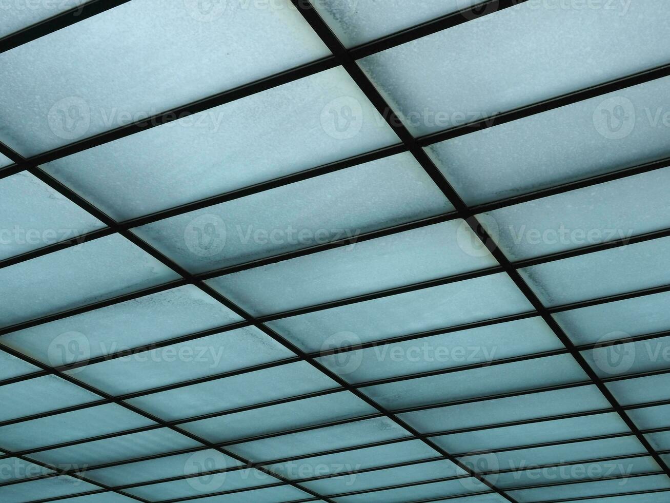 blå genomskinlig glas tak bakgrund foto