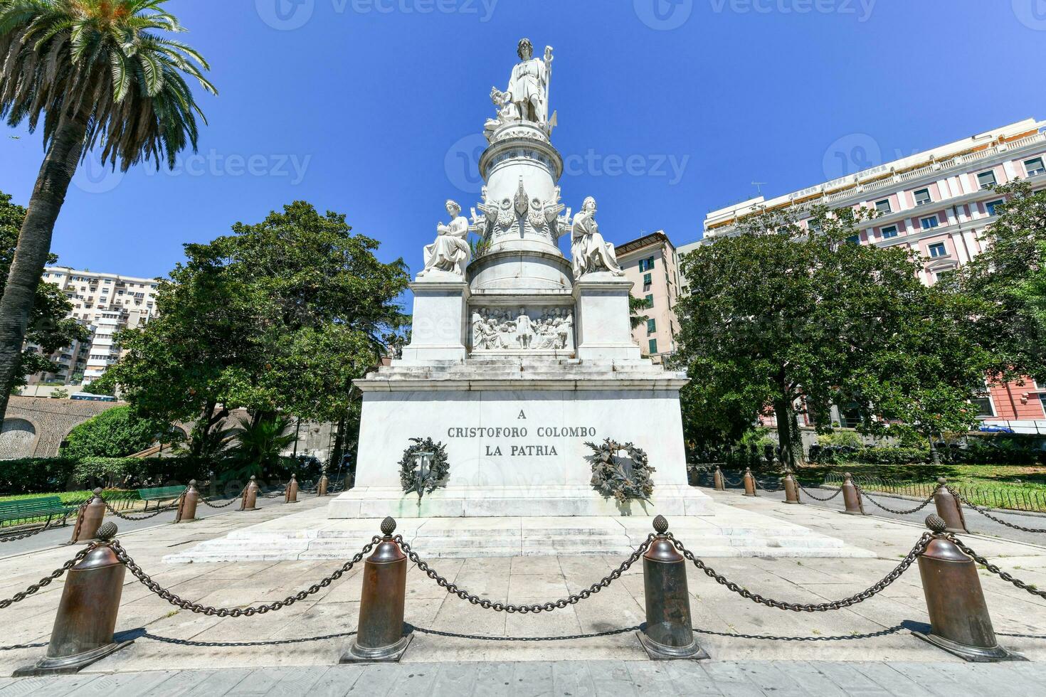 christopher columbus monument - genua, Italien foto