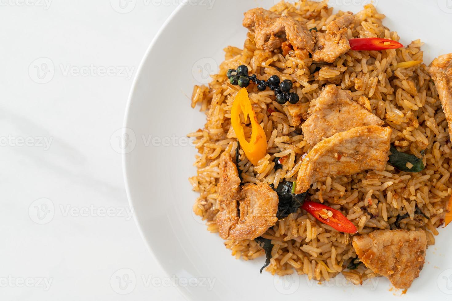 stekt ris med örter foto