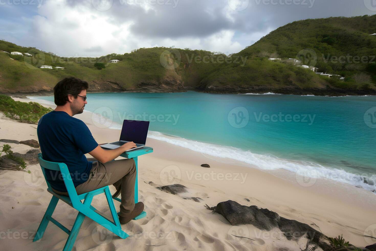 ai genererad man arbetssätt med bärbar dator i däck stol på strand. neuralt nätverk ai genererad foto