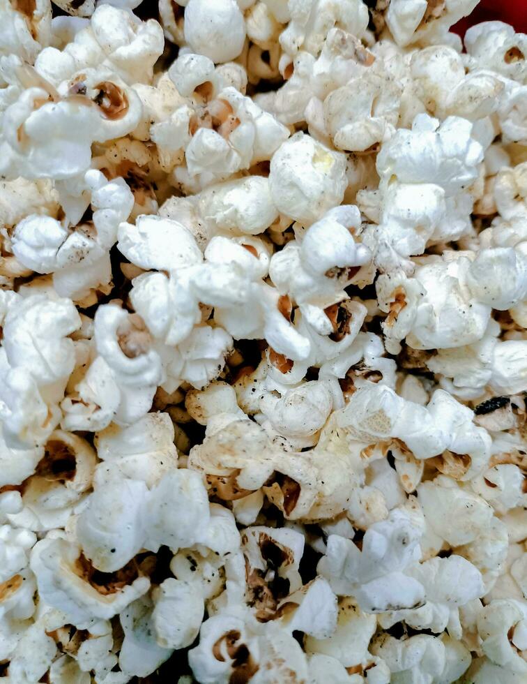 saltade popcorn, textur bakgrund. filma och bio begrepp foto