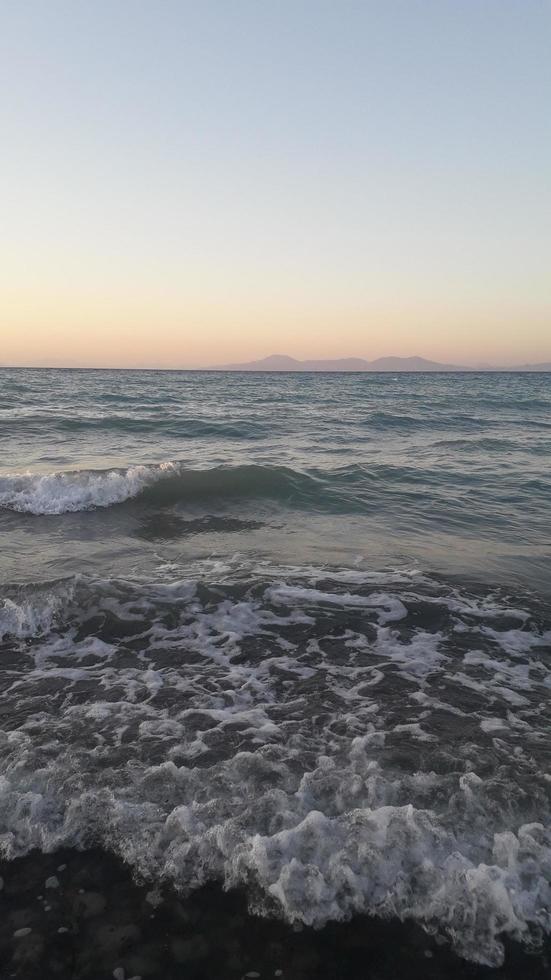 panorama över Egeiska havet på ön Rhodos i Grekland foto