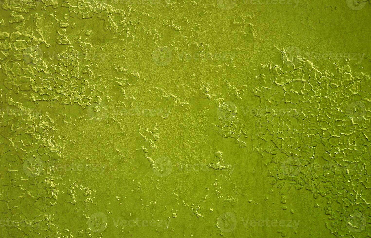 textur av en metall vägg med ett gammal måla beläggning den där byter under de inflytande av tid och väder foto