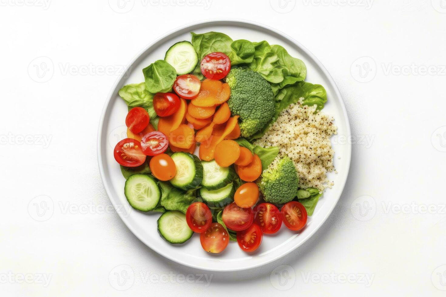 ai genererad sallad med quinoa, spenat, broccoli, tomater, gurkor och morötter. ai genererad foto