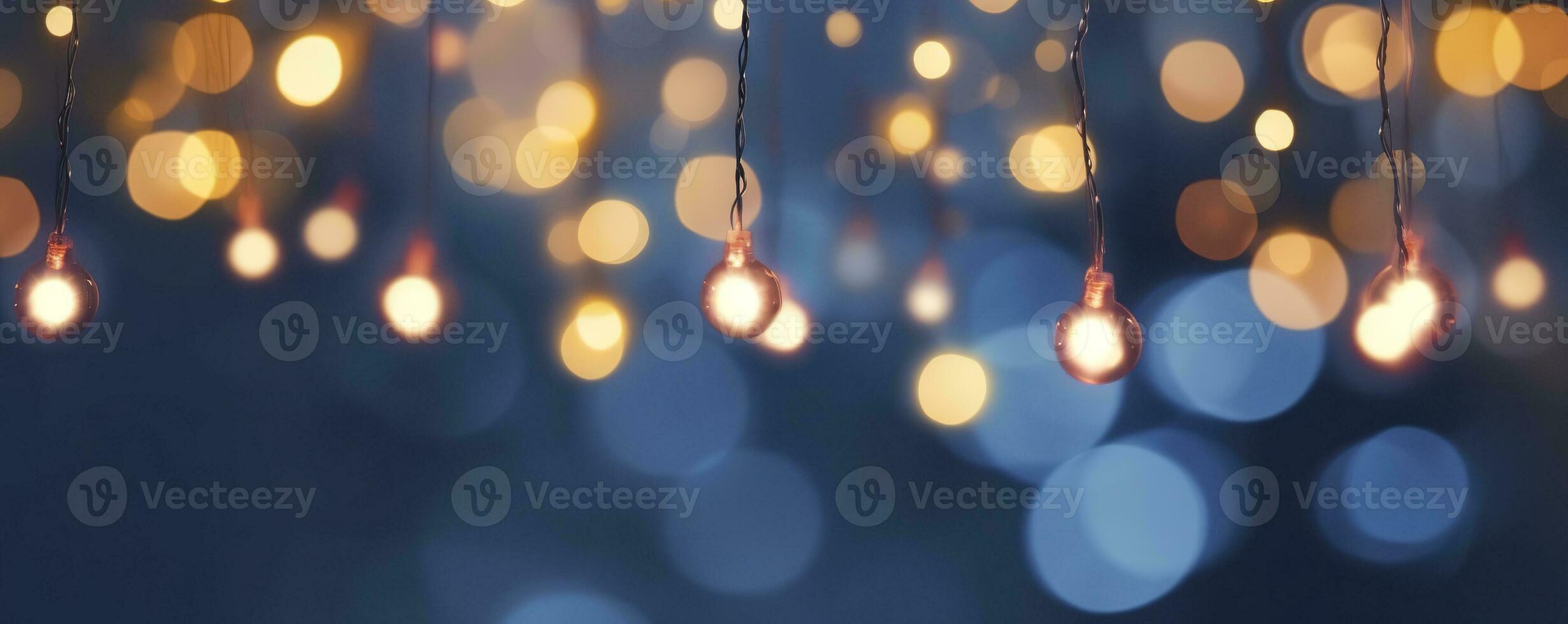 ai genererad Semester belysning och dekoration begrepp, jul krans bokeh lampor över mörk blå bakgrund. ai genererad foto