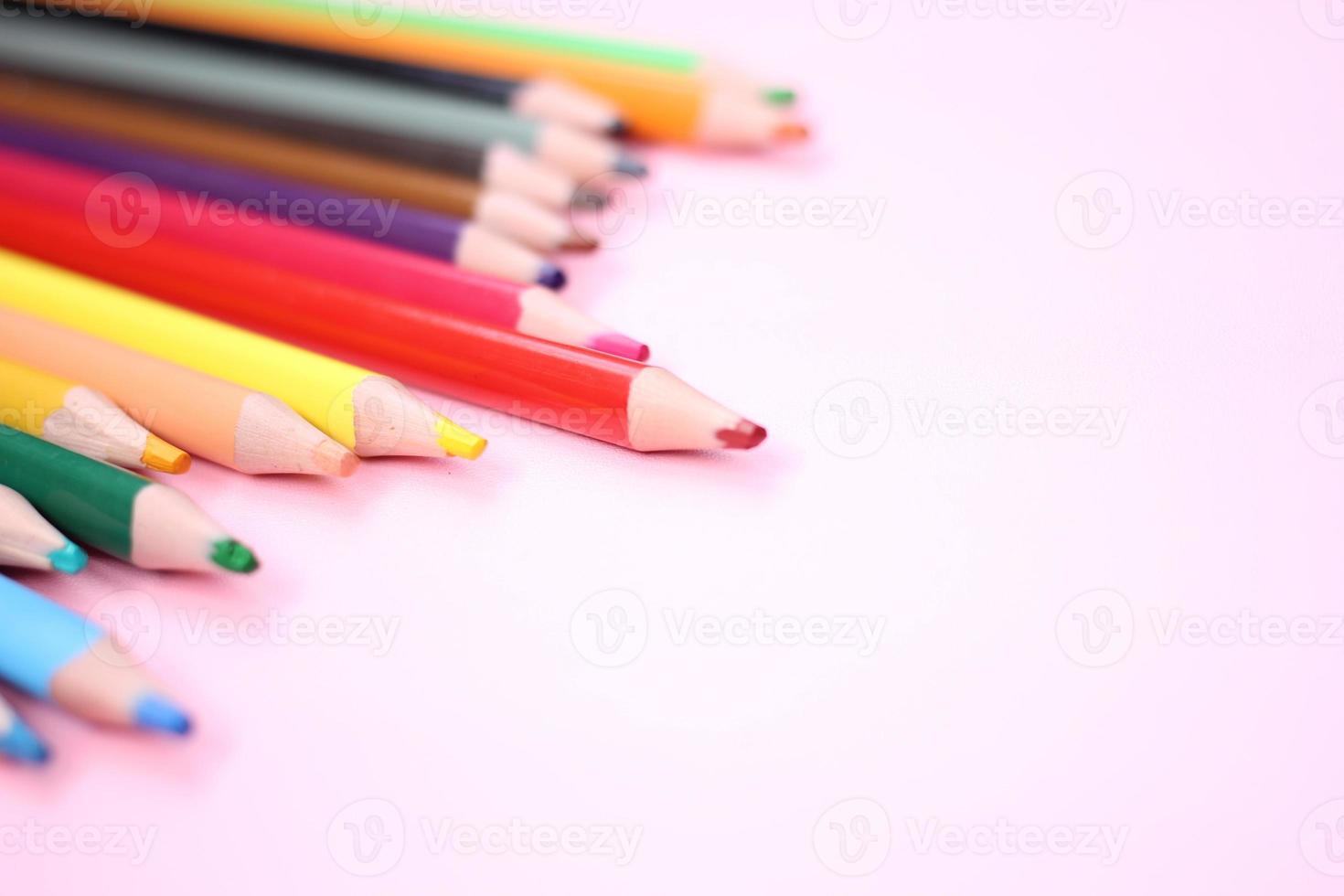 färgstark pennuppsättning foto