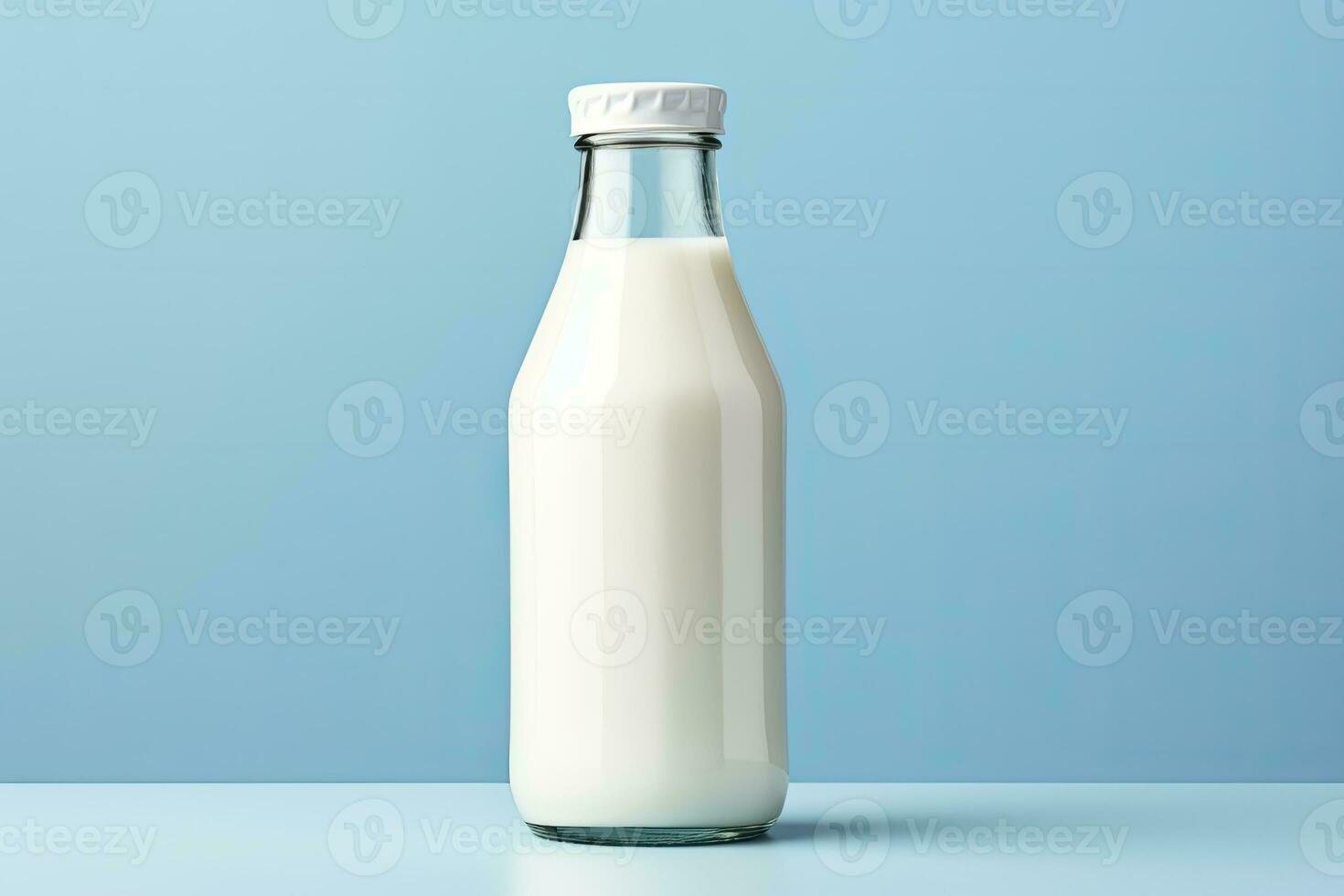 ai genererad en glas flaska med full mjölk på blå bakgrund. ai genererad foto