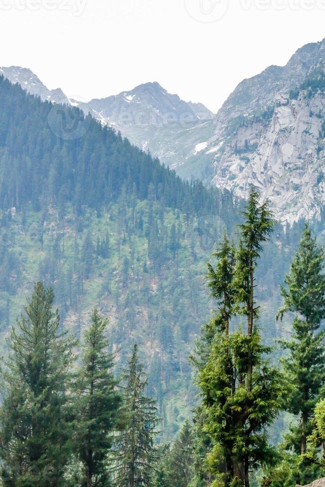 kumrat dalen vackert landskap bergsutsikt foto