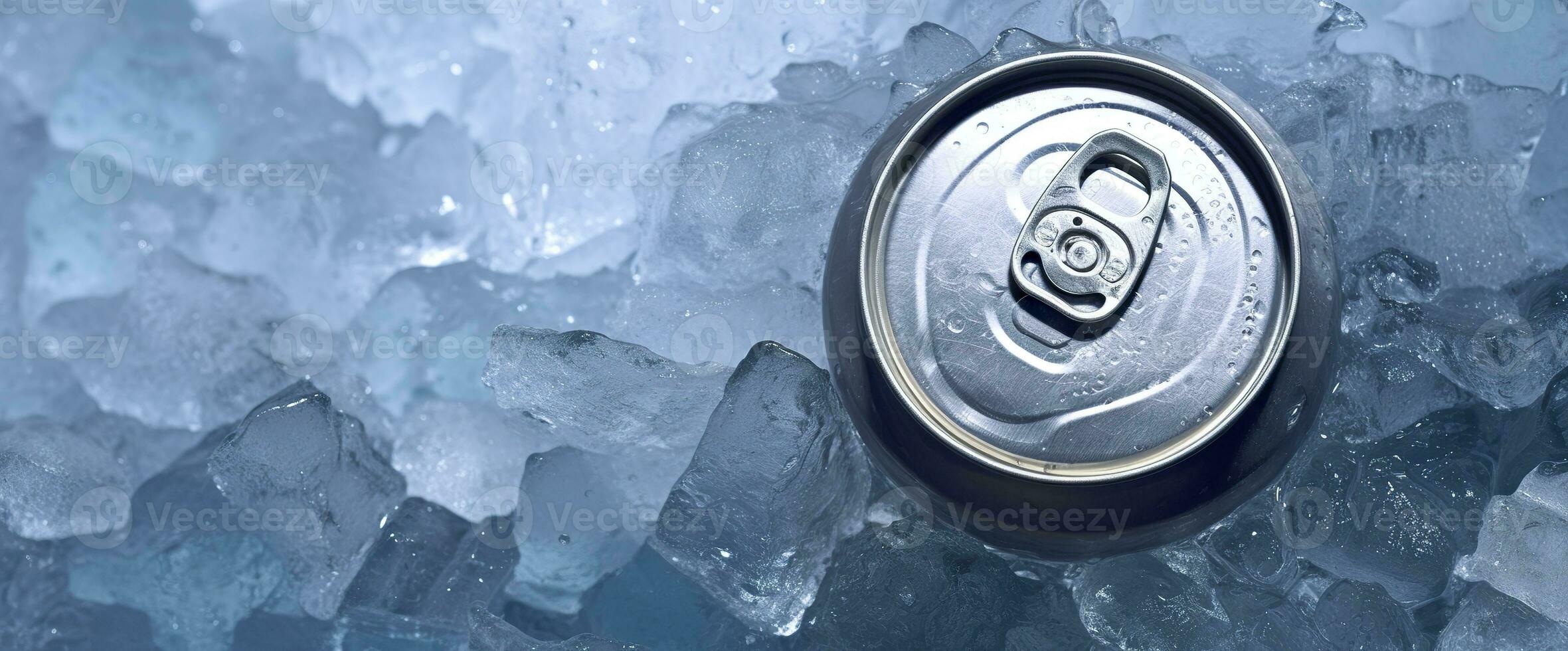 ai genererad topp av dryck tenn kan iced nedsänkt i frost is, metall aluminium dryck. generativ ai foto