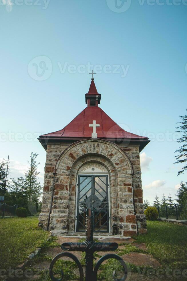 katolik kapell på de topp av en berg i de östra del av beskydy berg, moravisk-slesien område, tjeck republik foto