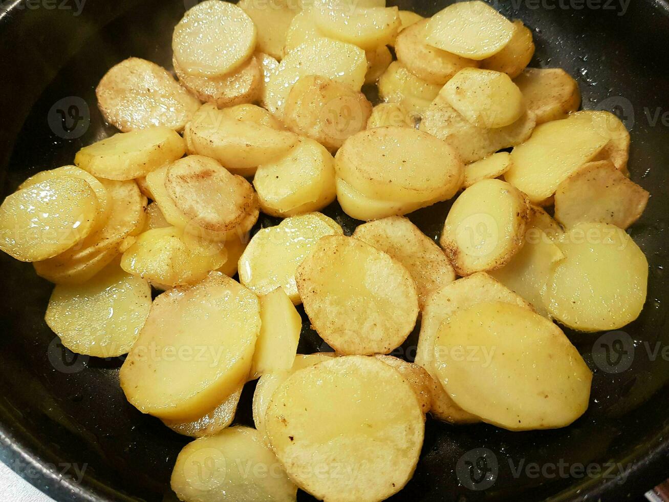 jordbrukare frukost rostad potatisar med skinka och ägg foto