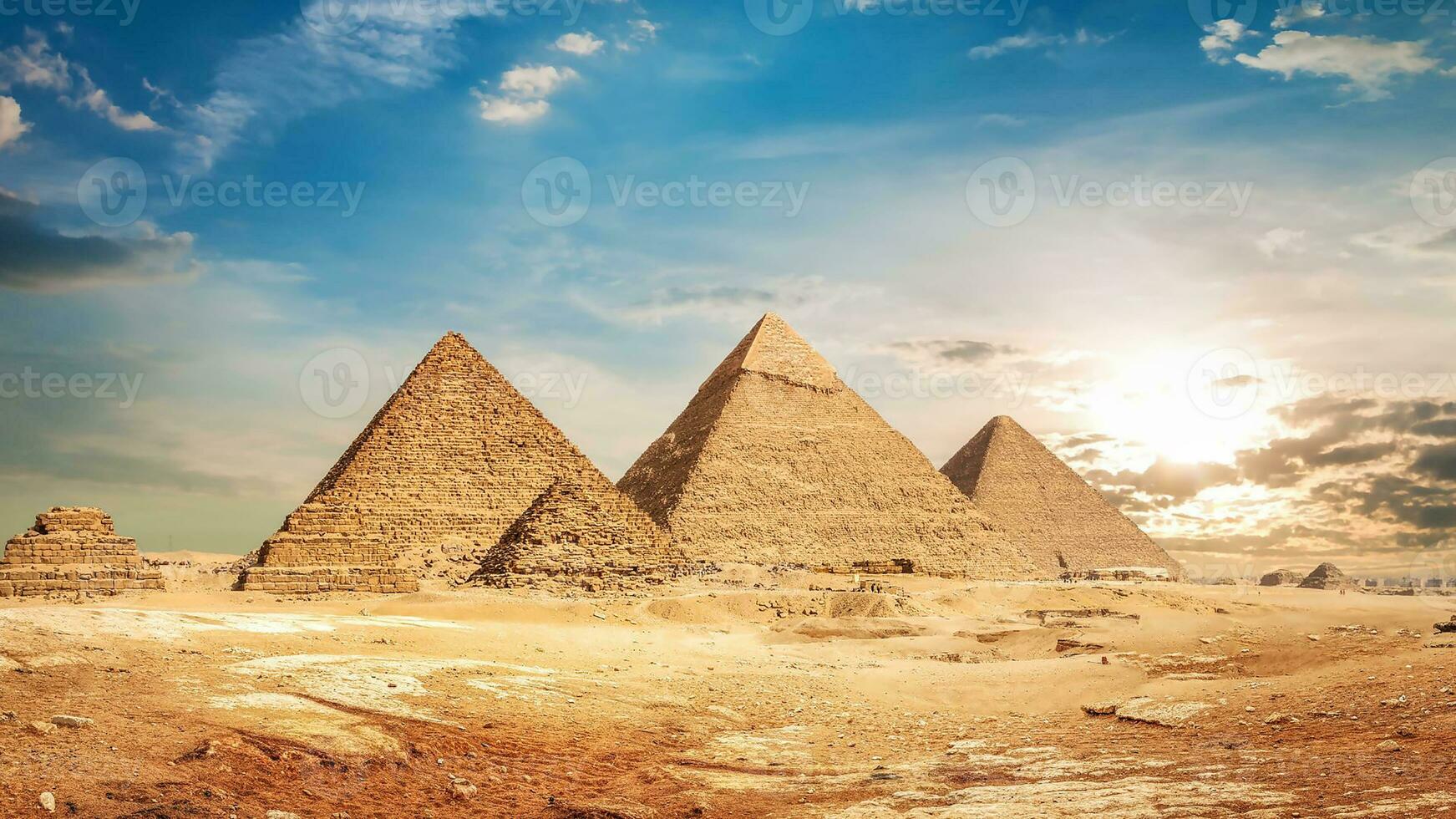 en skön bild av de pyramider i giza, egypten foto