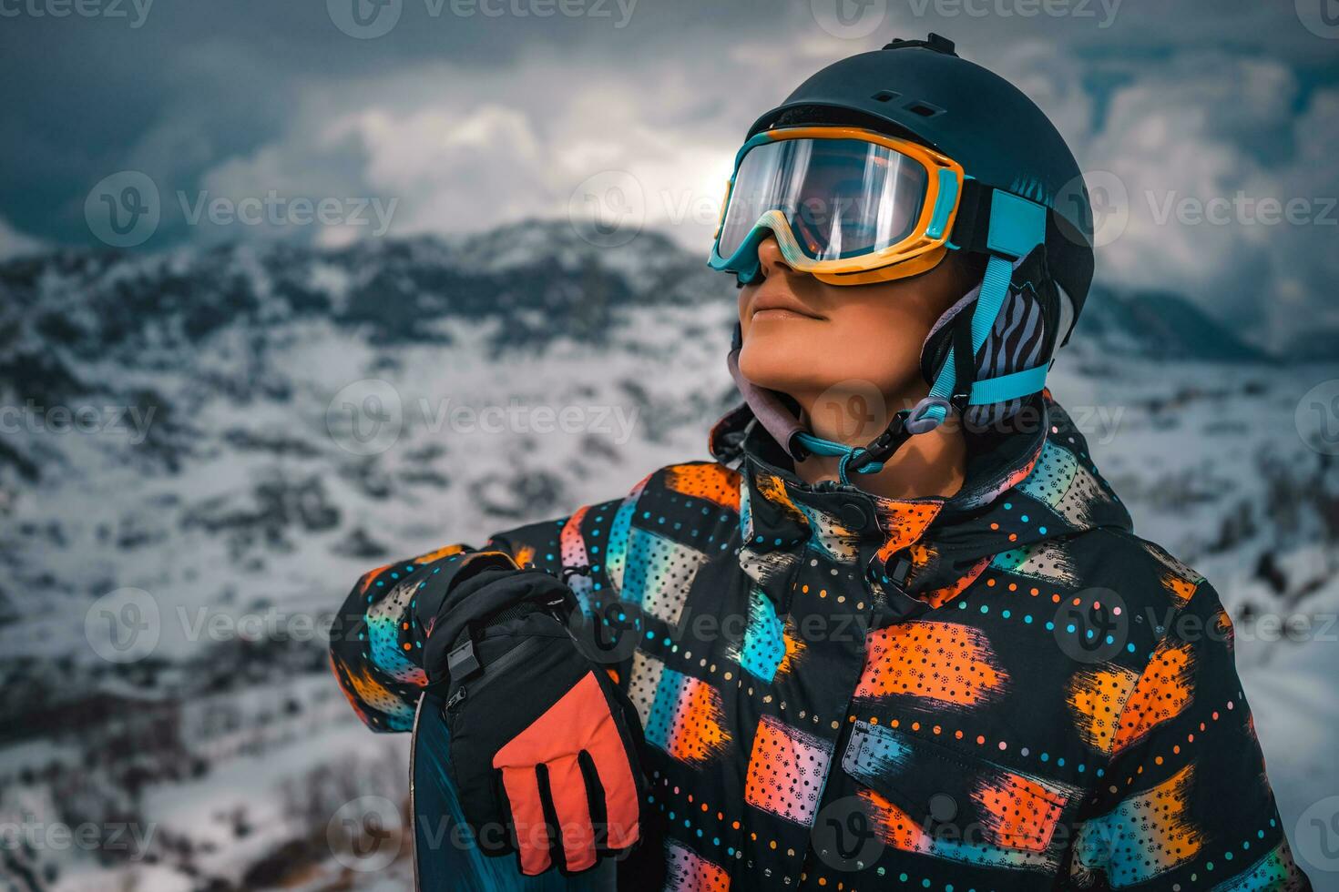 aktiva spel kvinna snowboardåkare foto