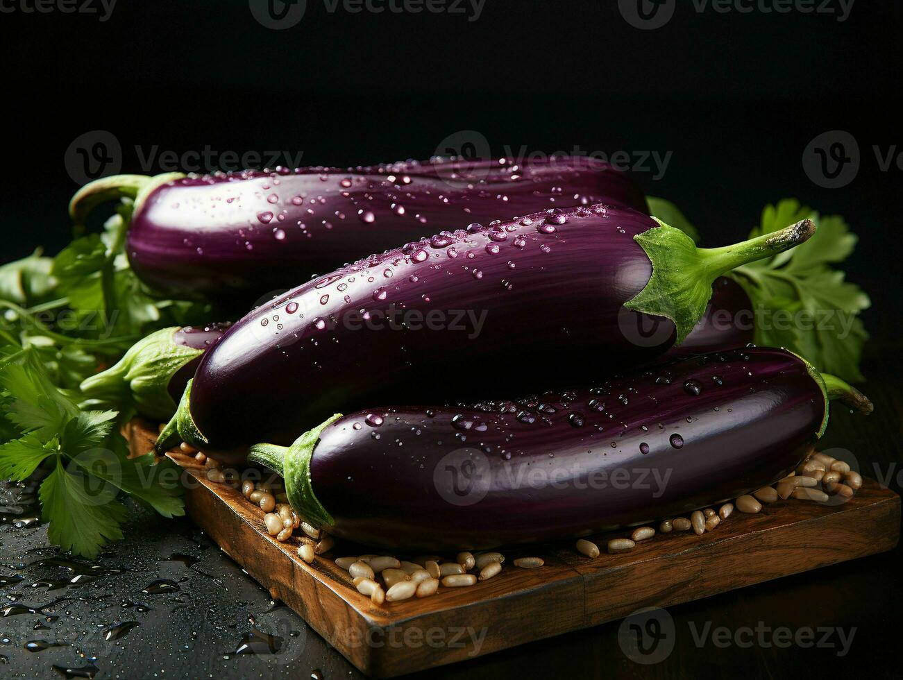 ai genererad färsk äggplanta med vatten droppar. grupp av aubergine. generativ ai foto