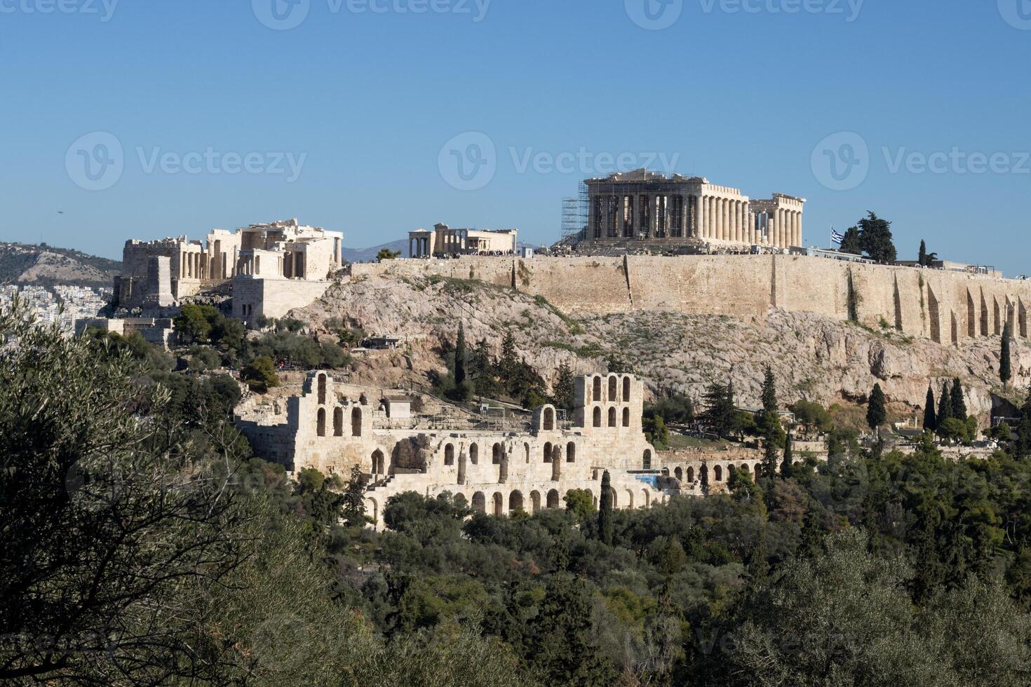 se av de akropol och parthenon från philopappos kulle i aten, grekland foto