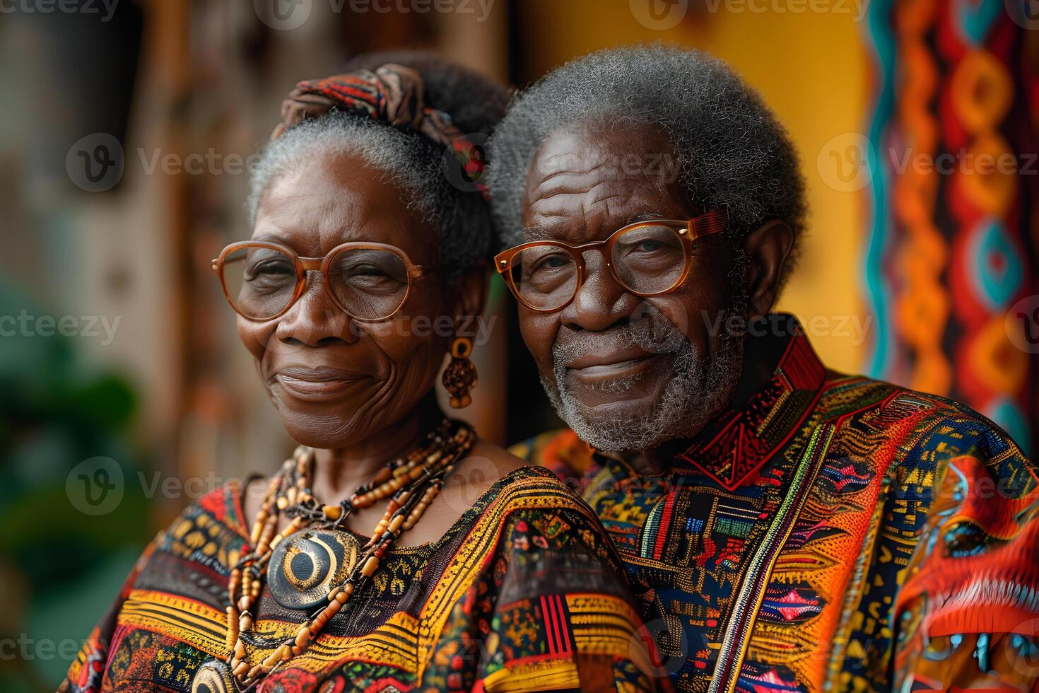 ai genererad svart historia månad baner med afrikan-amerikan äldre par porträtt i nationell kläder över röd gul grön bakgrund. juni frihet dag firande, afrikansk befrielse dag. foto