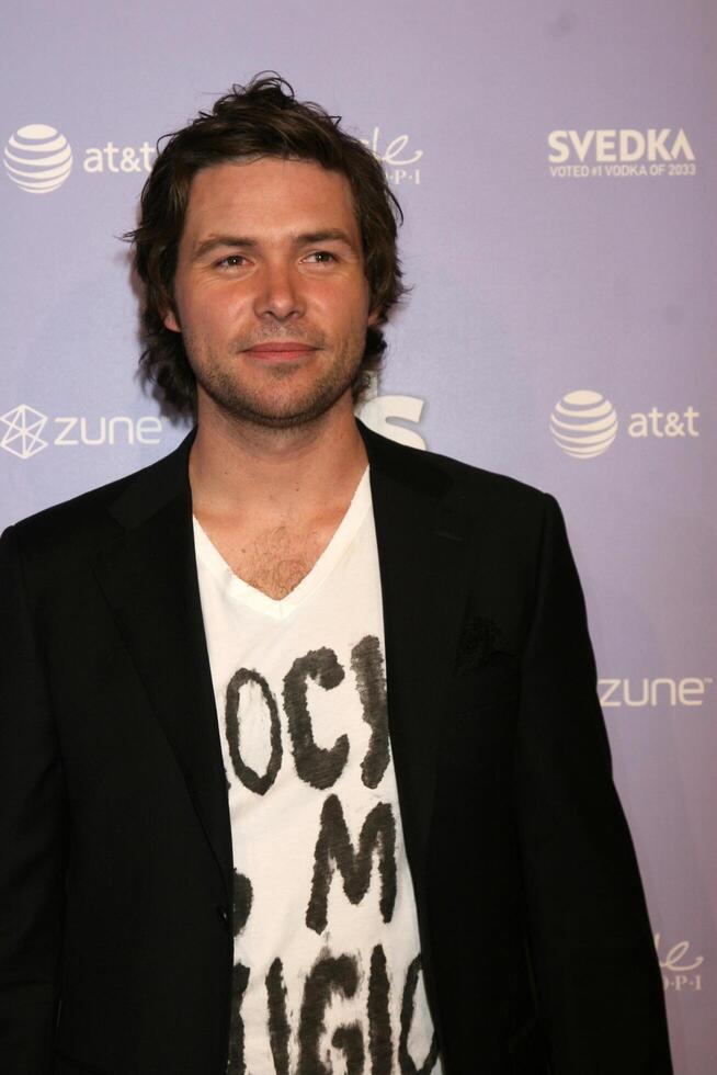 michael johns anländer på de oss varm hollywood fest beso los angeles, ca april 17, 2008 foto