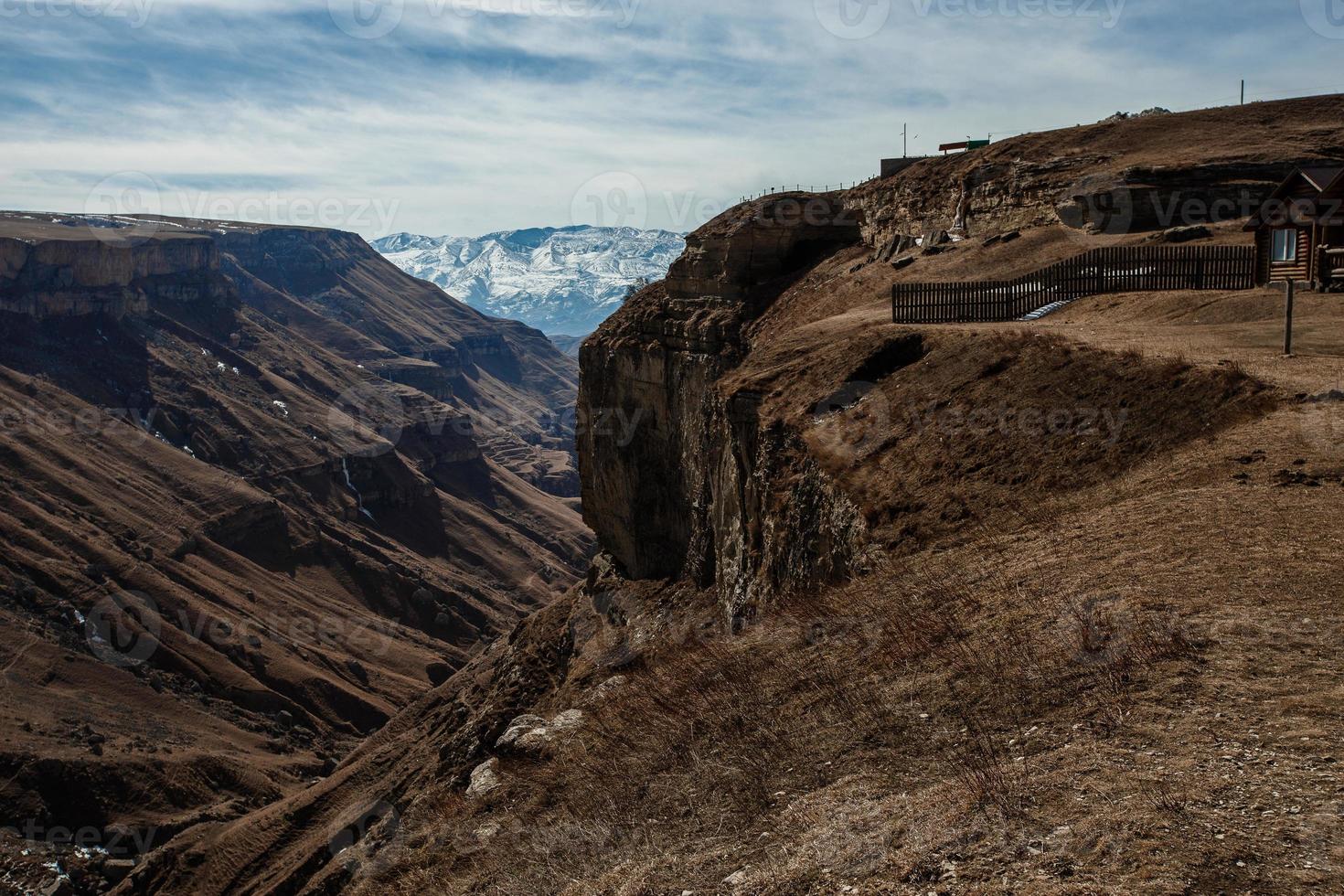 tobot waterfall.canyon of khunzakh.russia republiken dagestan foto