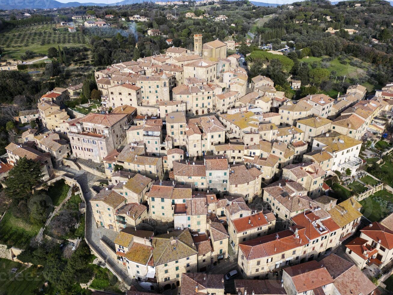 casale marittimo tuscany Italien antenn se foto