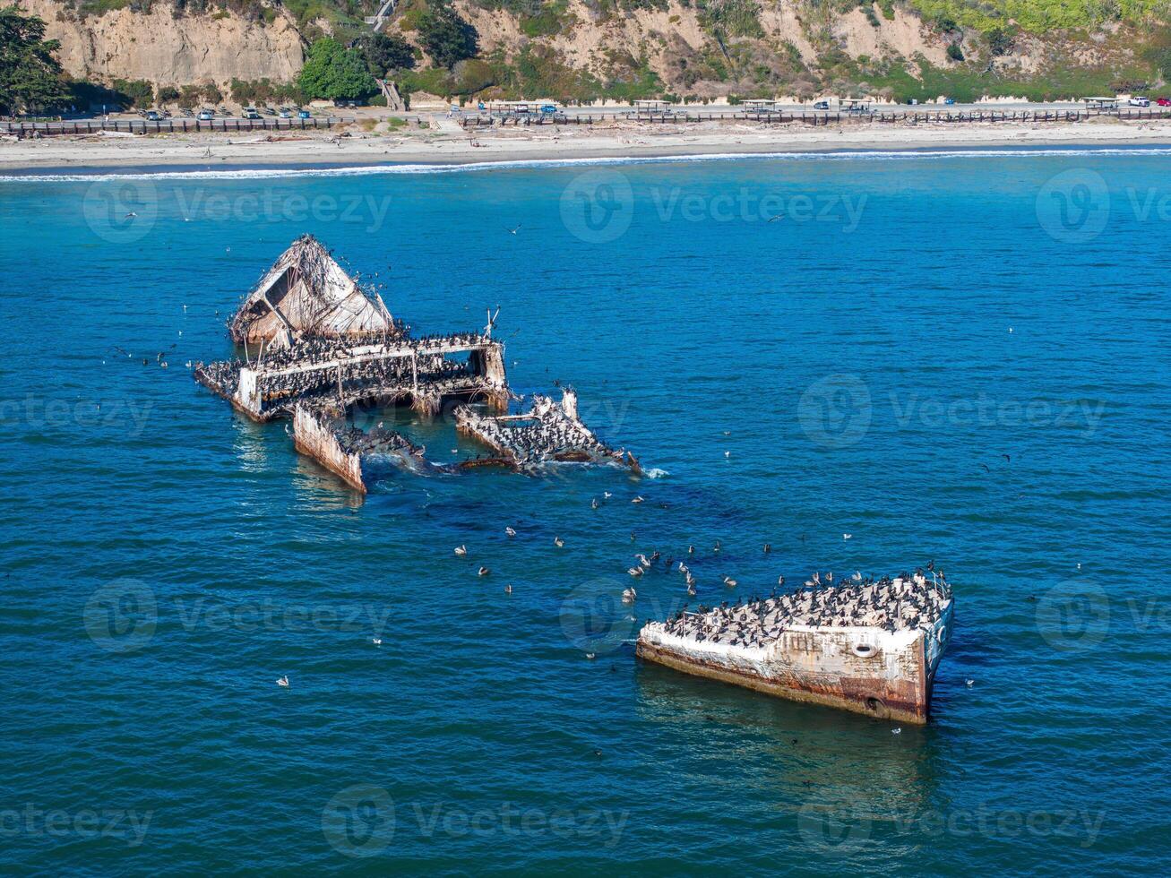 gammal tankfartyg fartyg förstöra nära de kust av Kalifornien, usa. foto