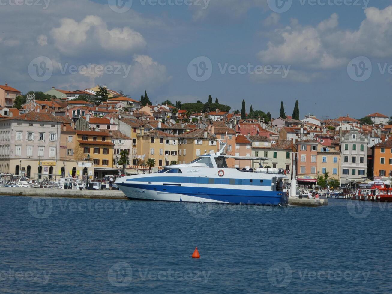 stadsbild av de historisk rovinj, kroatien. foto