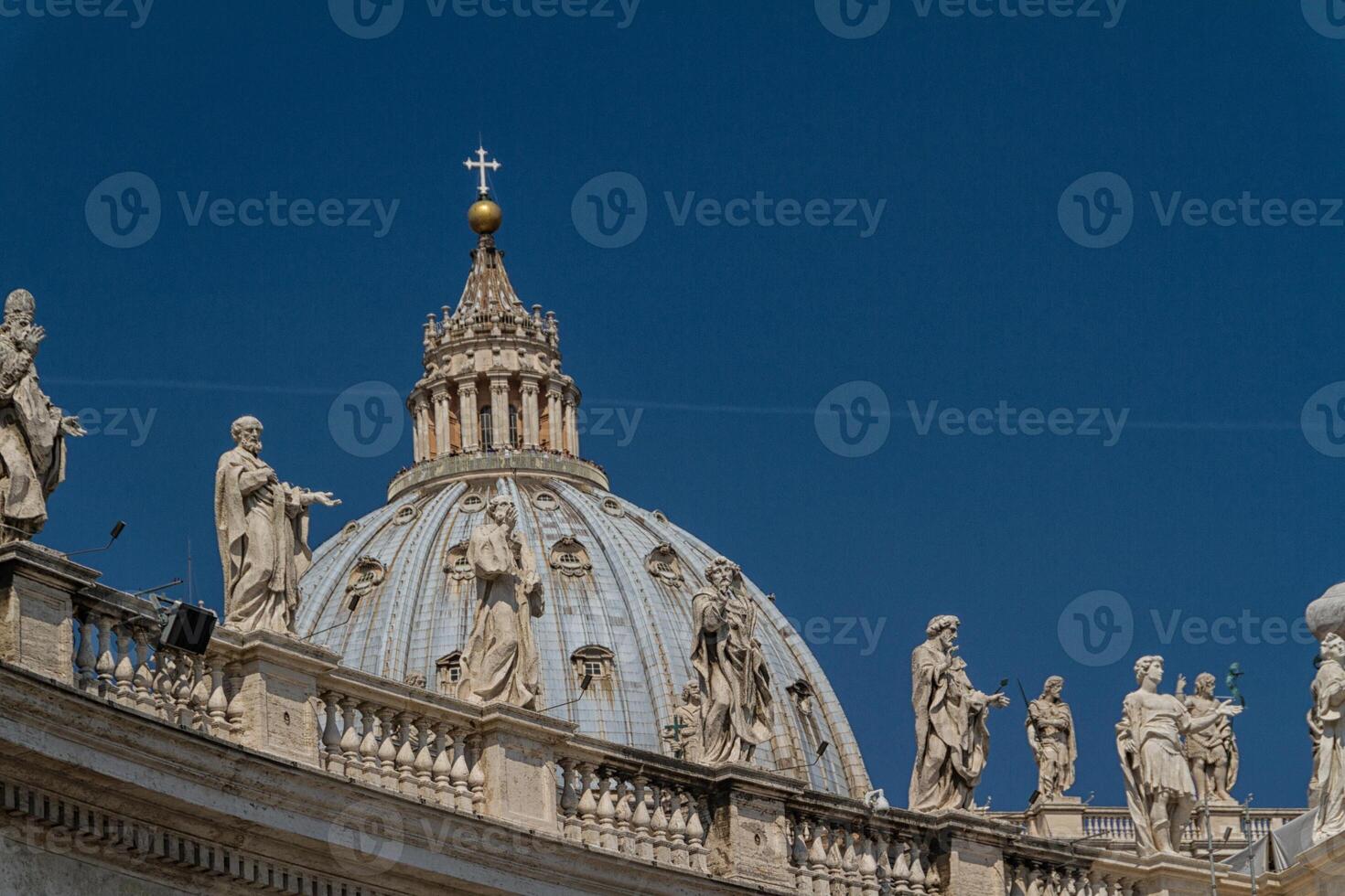 basilica di san pietro, vatikanstaden, rom, italien foto