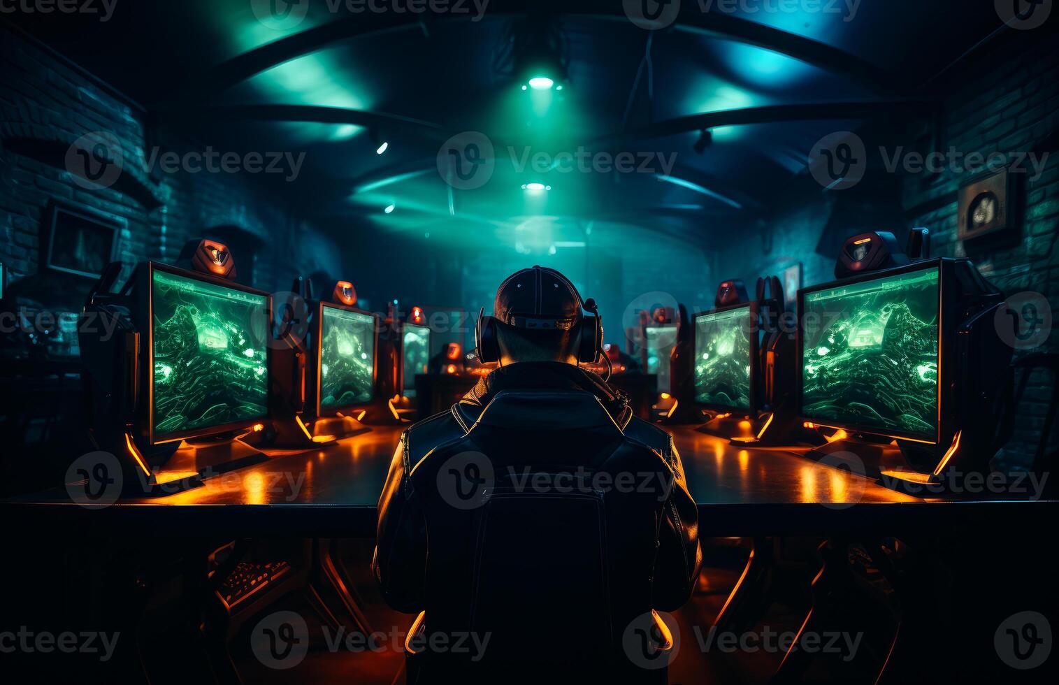 ai genererad de man på ett nvidia gaming övervaka på en spel. gamer sitter på lång skrivbord i mörk rum med flera olika dator skärmar. foto