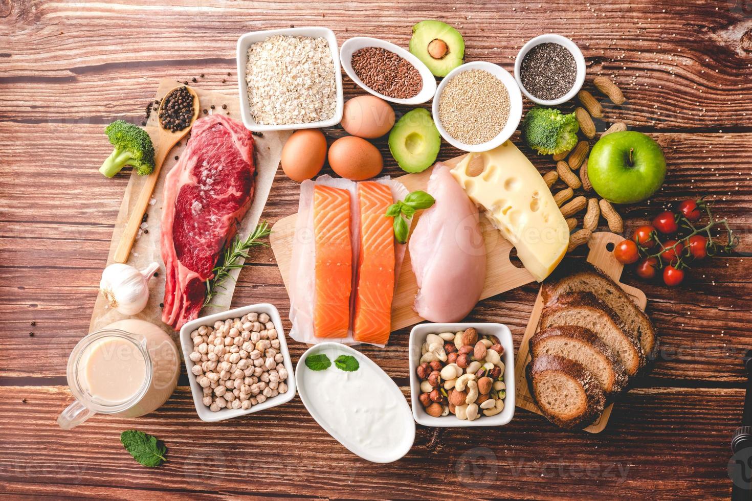 hälsosam mat för vitalitet och energi med supermat med mycket protein och kolhydrater foto