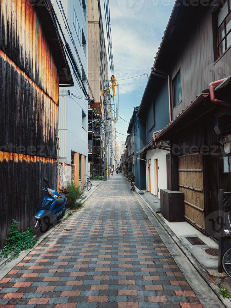 ensam väg i japan under de dag foto