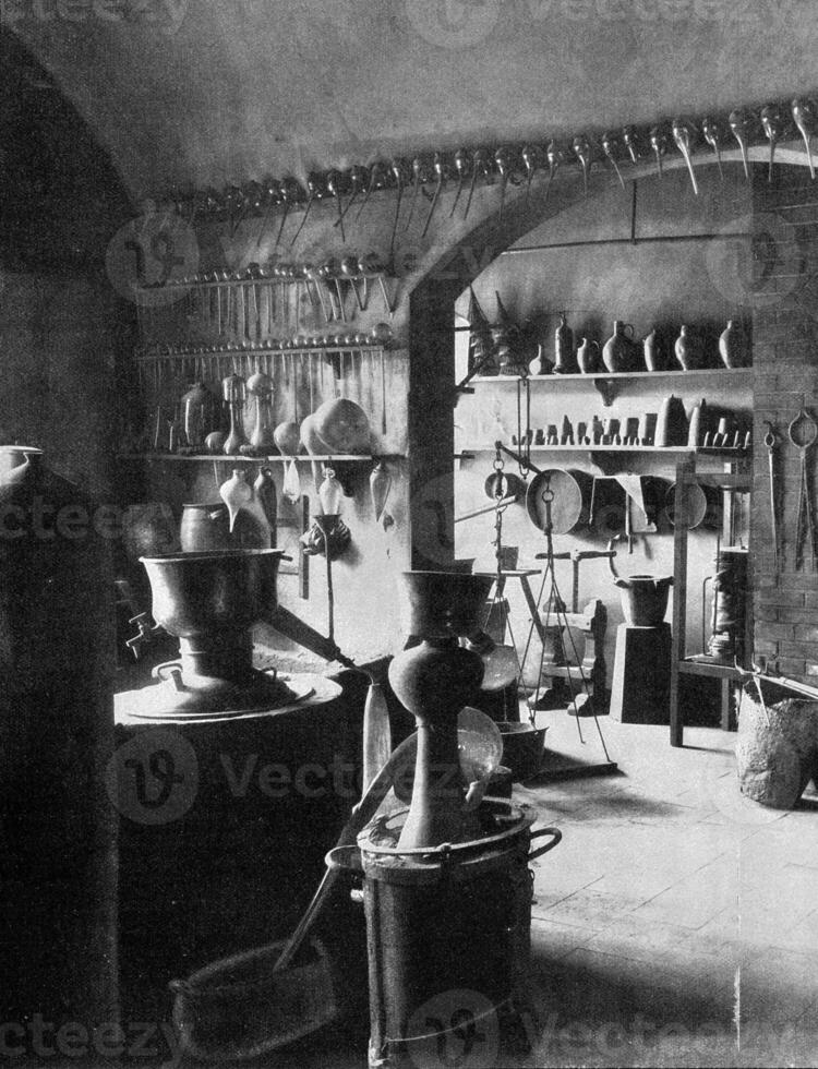 samling av gammal kemi och alkemi redskap på de nationell tyska museum av Nürnberg, årgång gravyr. foto