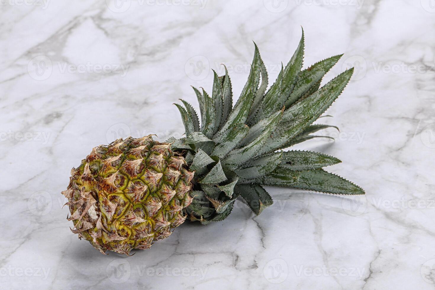 ljuv organisk mogen tropisk ananas foto