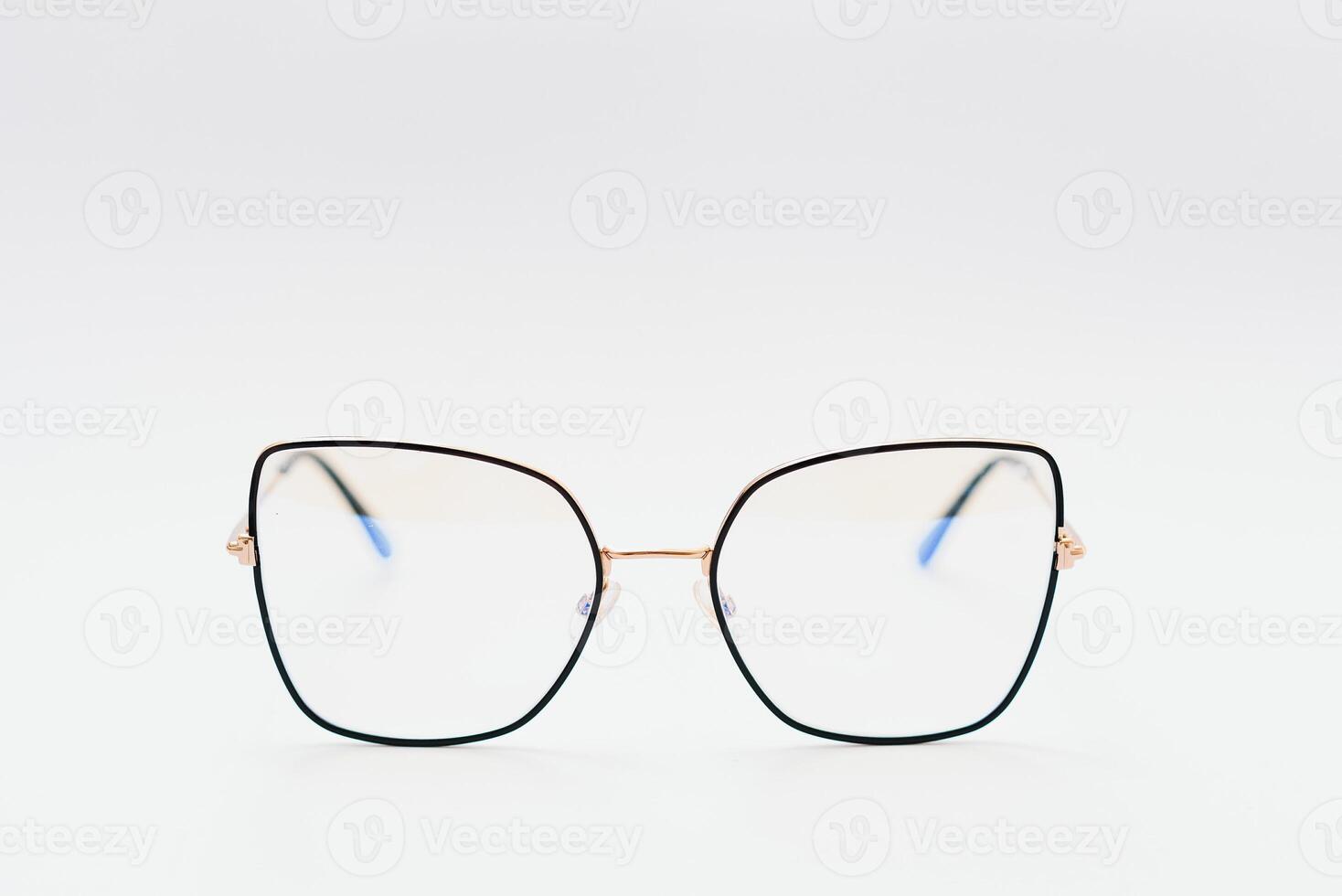 mode glasögon stil inramade isolerat på vit bakgrund foto