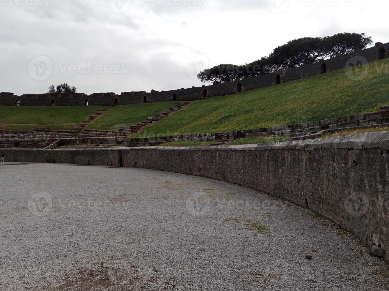 Pompeji, de gammal roman stad begravd förbi de utbrott av montera vesuvius, står som en unesco värld arv webbplats, erbjudande en unik glimt in i dagligen liv under de roman imperium. foto