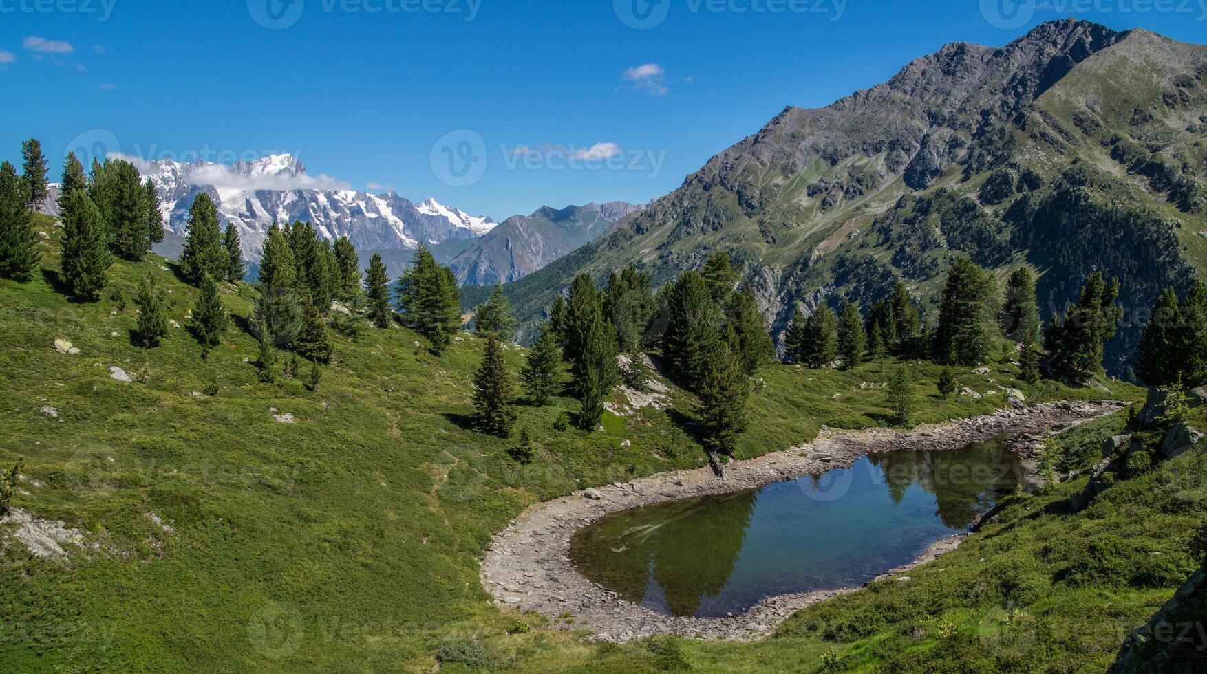 sjö av thuilette,la thuile,val d'aoste, Italien foto