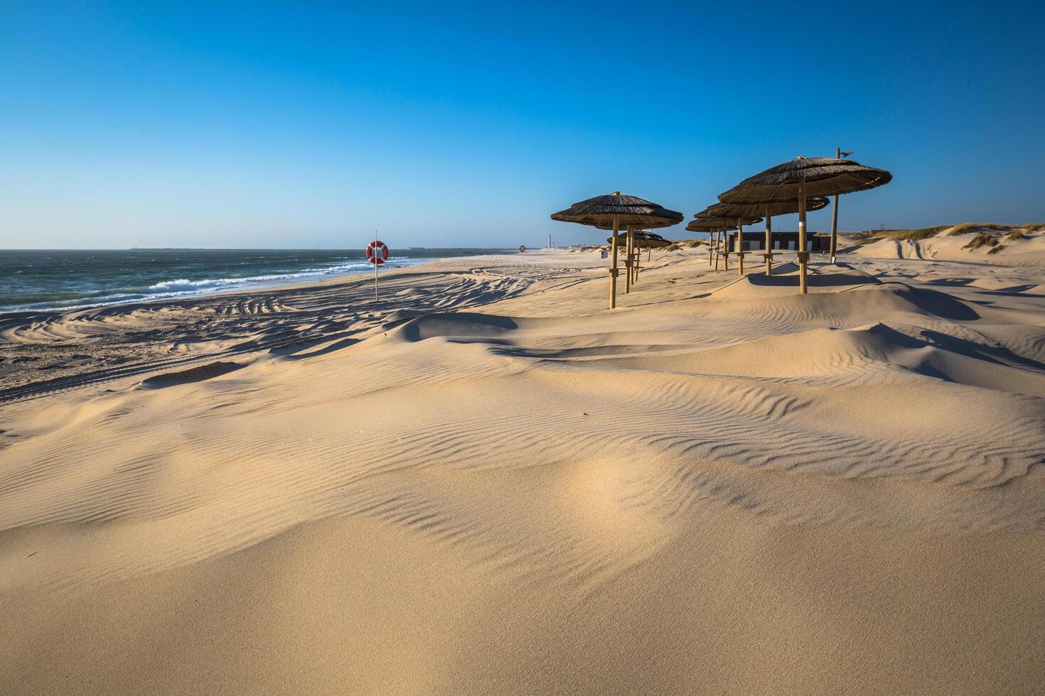 costa nova strand i aveiro, portugal foto