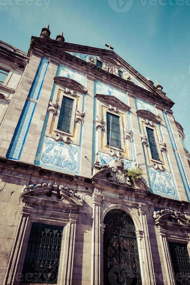 färgrik hus av porto ribeira, portugal foto