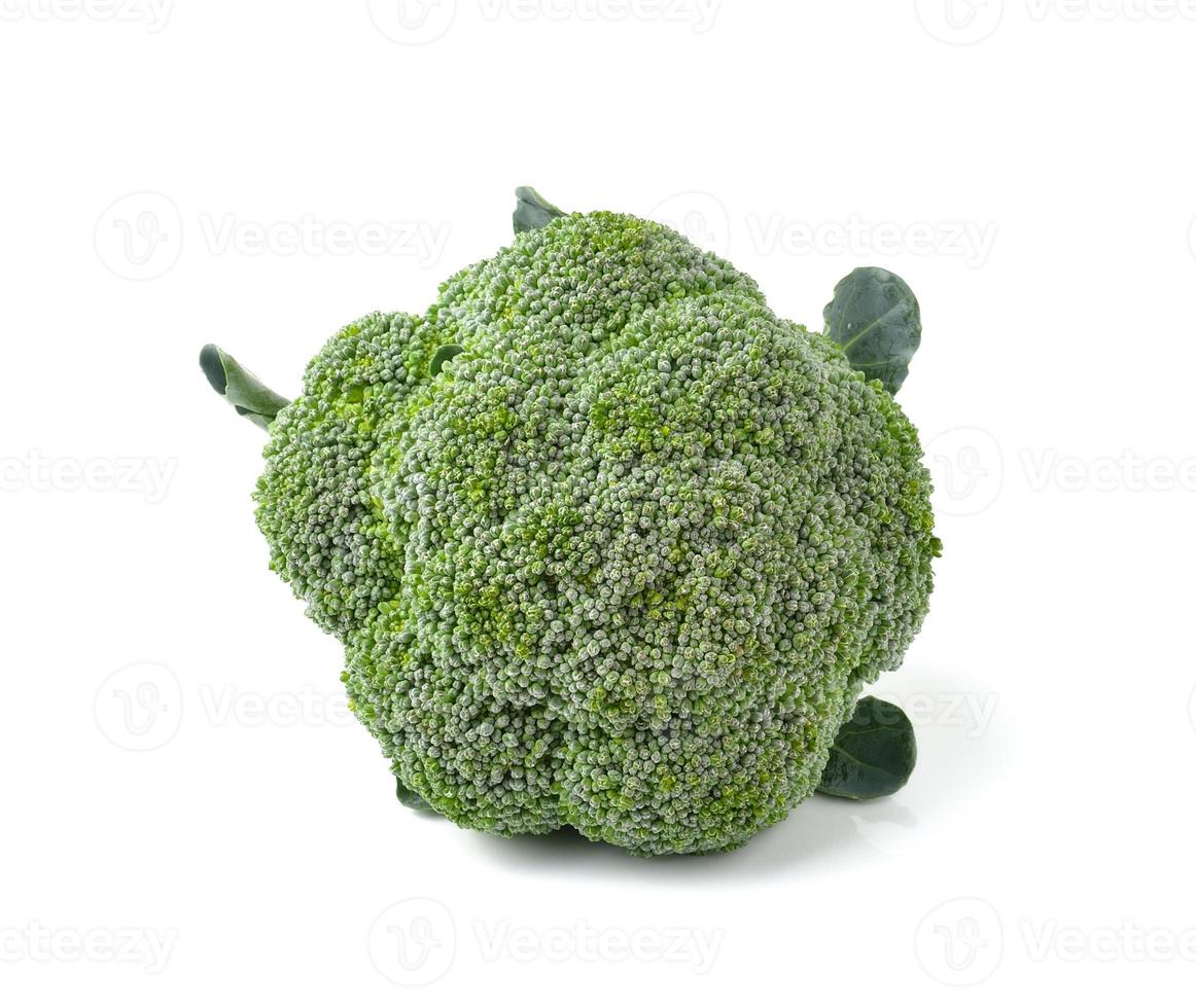 broccoli isolerad på vit ackground foto