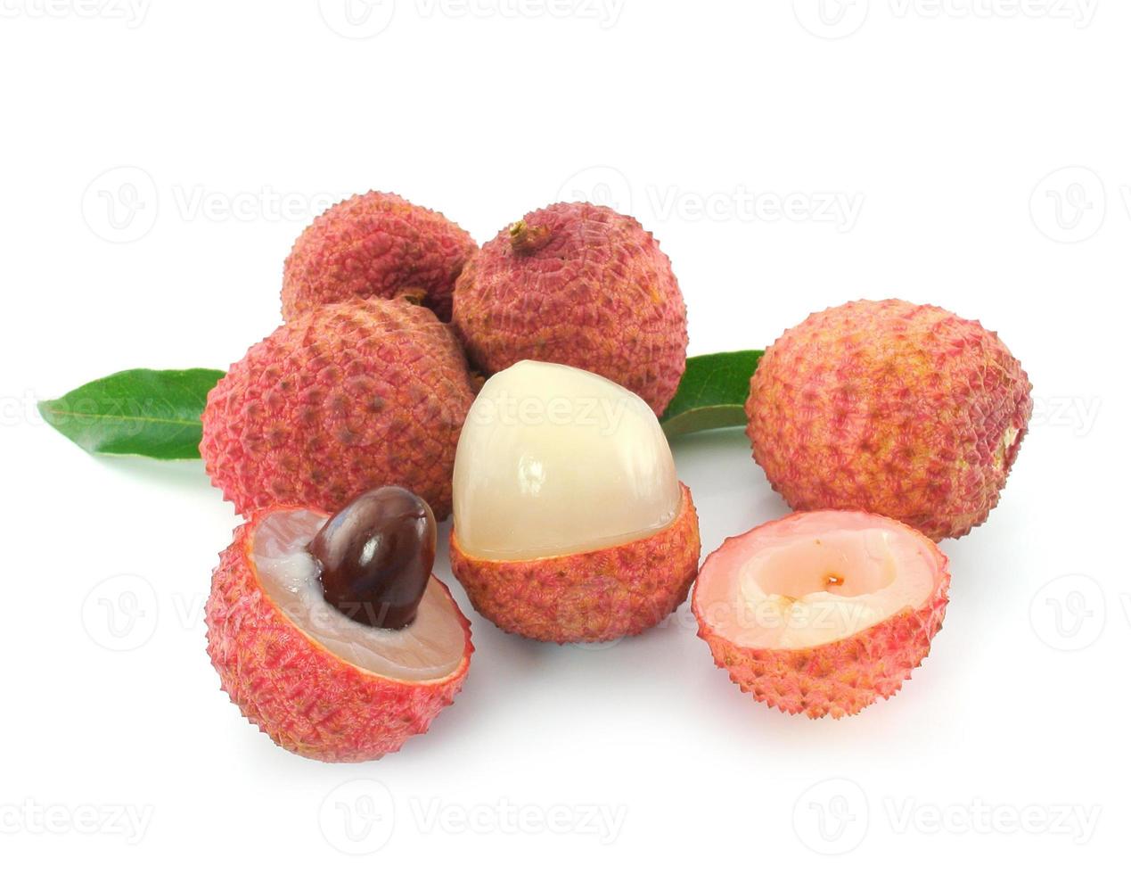 litchi isolerad på vit bakgrund foto